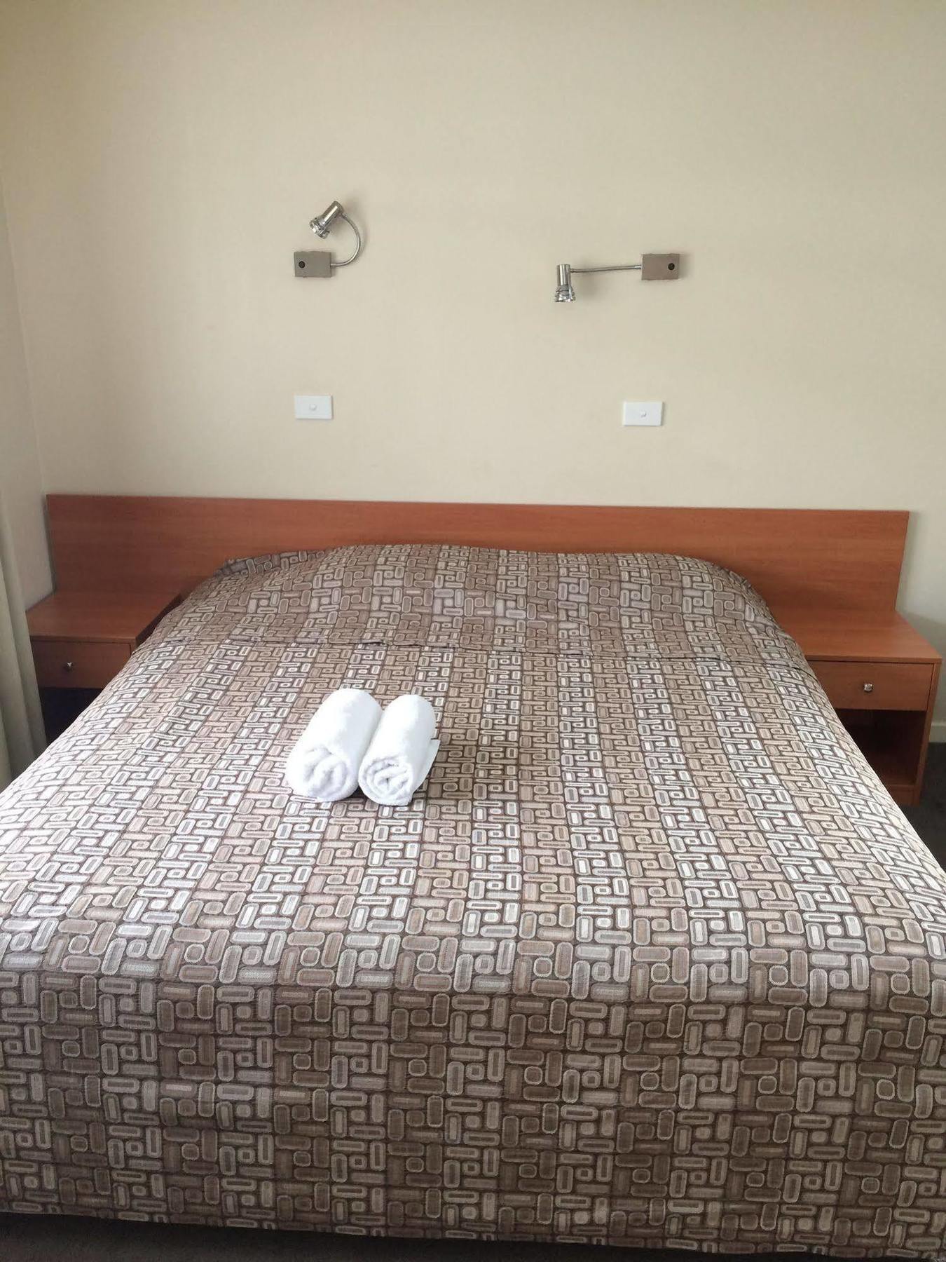 Liberty Plains Motor Inn Сидней Экстерьер фото