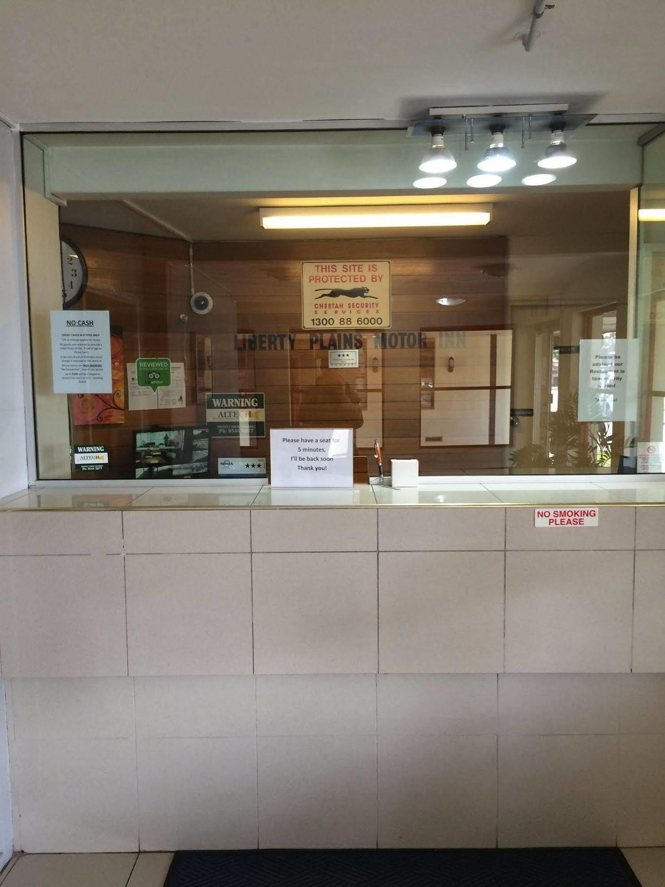 Liberty Plains Motor Inn Сидней Экстерьер фото