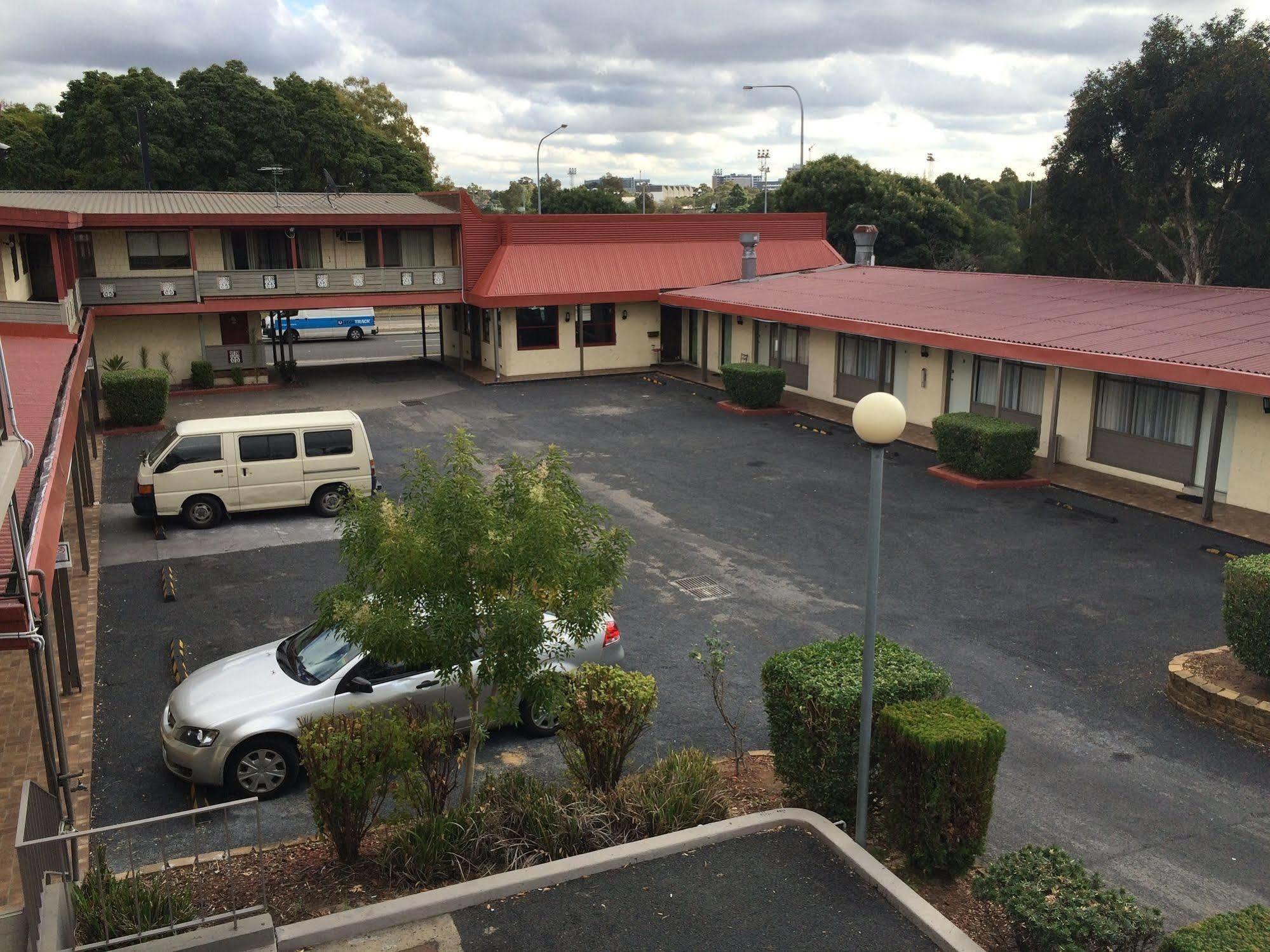 Liberty Plains Motor Inn Сидней Экстерьер фото