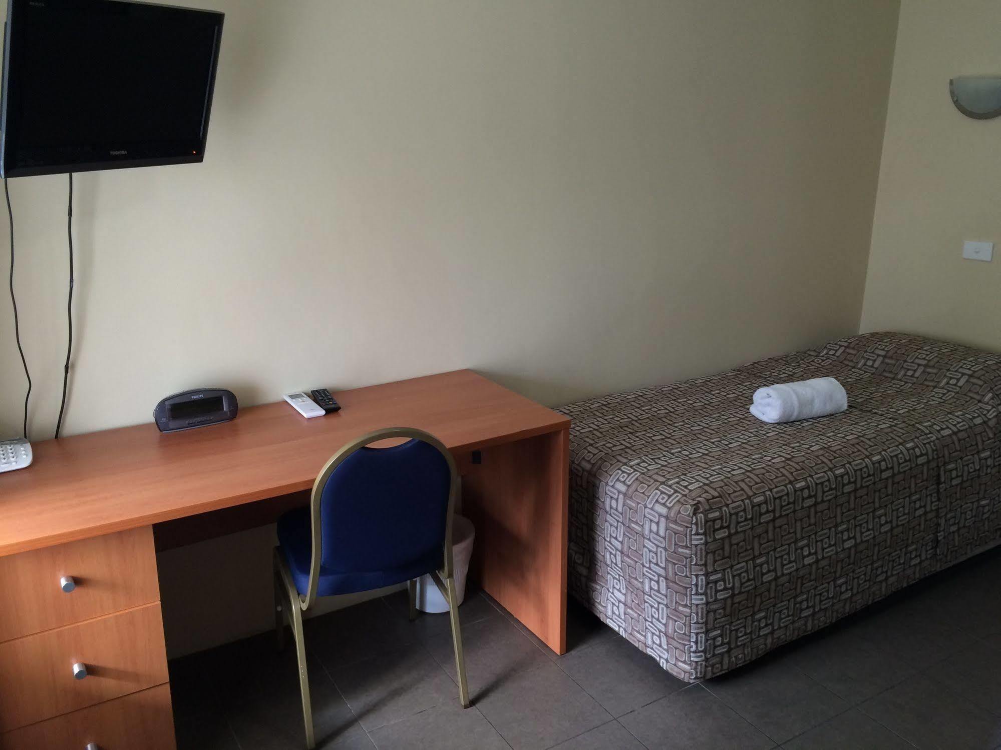 Liberty Plains Motor Inn Сидней Экстерьер фото